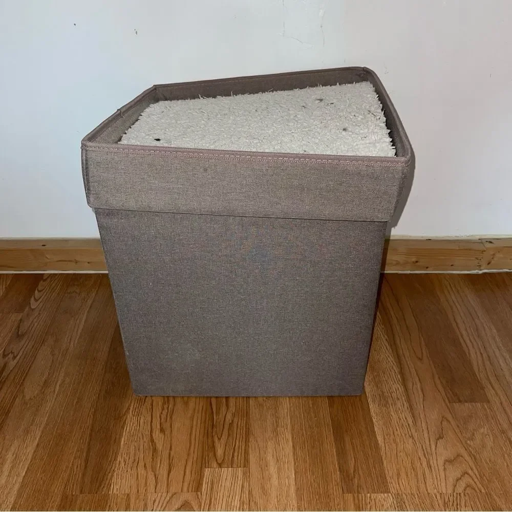 Kitty Cat Stackable & Portable Cube Bed